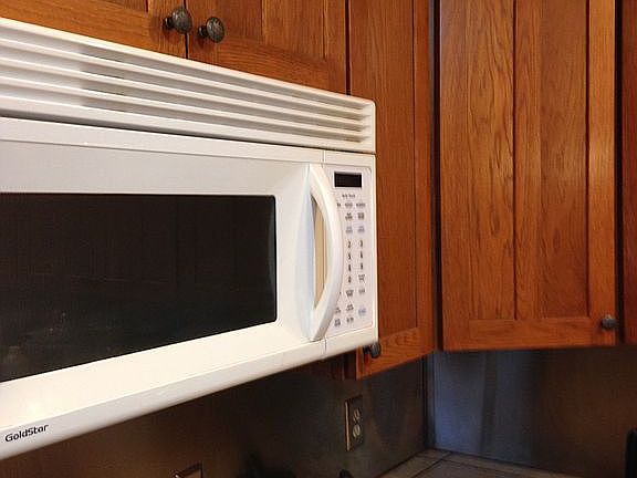 Kitchen-hickory cabinets
