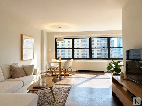180 W End Ave APT 19J, New York, NY 10023