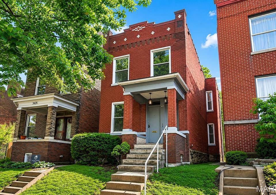 1st image of 3423 Giles Ave