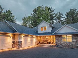 1888 Dubay Dr, Mosinee, WI 54455
