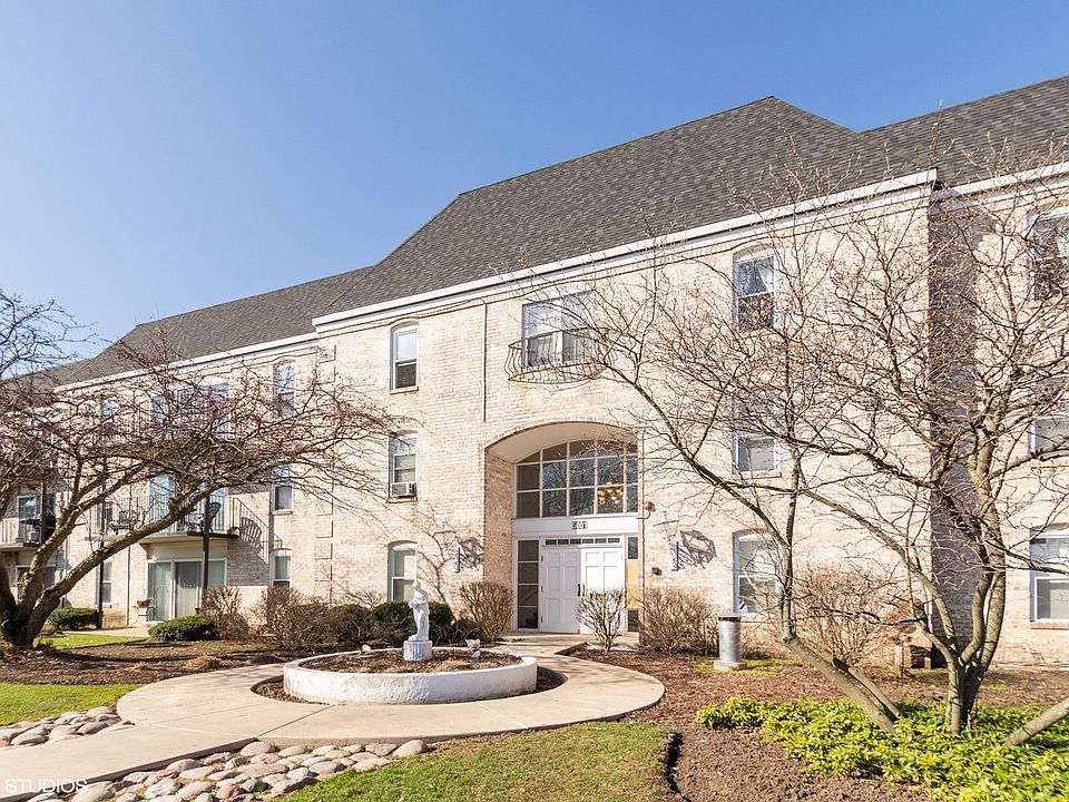 1st image of 5001 Carriage Way Dr #202