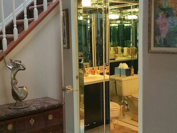 powder room