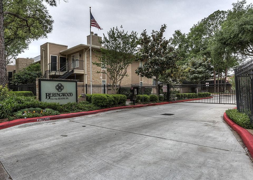 1st image of 706 Bering Dr #106