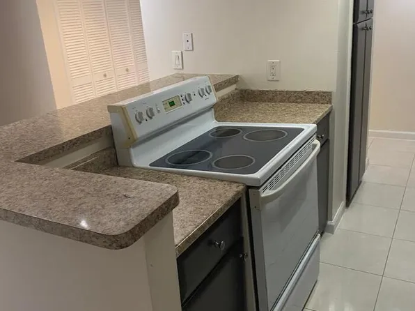 4541 W McNab Rd, Pompano Beach, FL