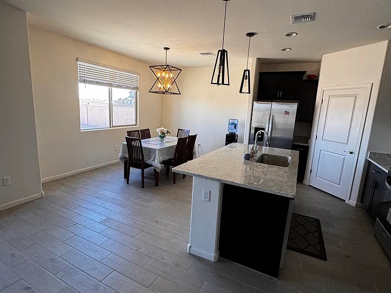 4901 E Julian Wash Dr — Photo 2