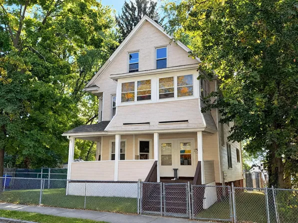 92-94 Genesee St, Springfield, MA 01104