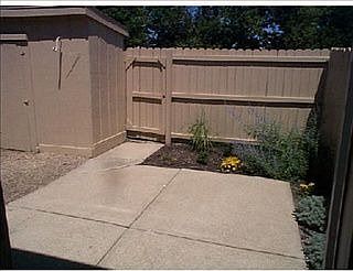 2nd image of 1520 Berkley Cir