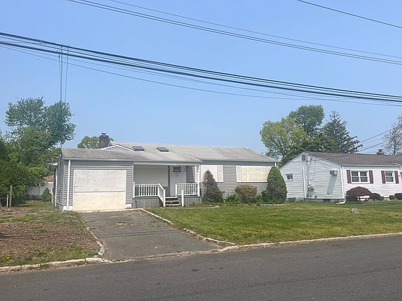 3rd image of 89 Dollard Dr N
