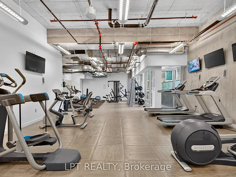 111 Champagne Ave S #307 — Photo 34