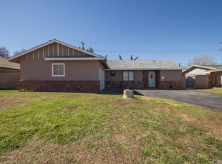 45561 6th St E, Lancaster, CA