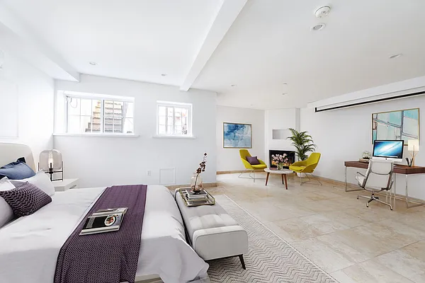 Sold by Compass | media 20