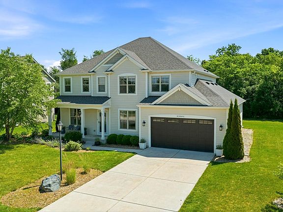 3rd image of W136N6052 Weyer Farm DRIVE