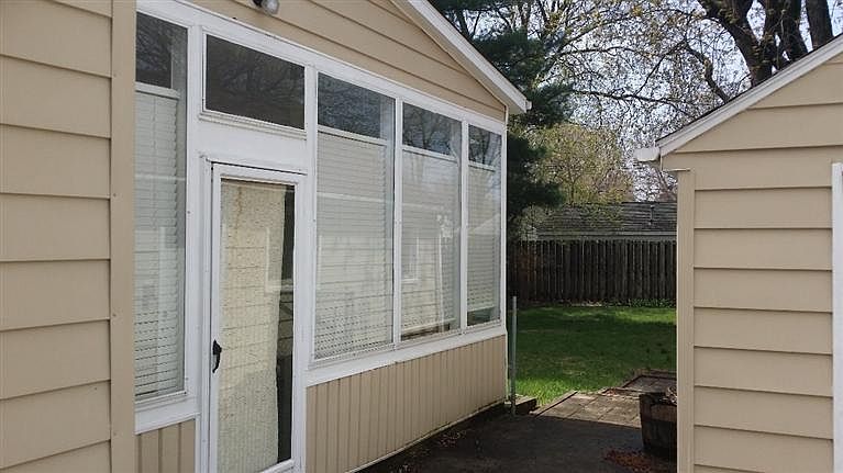 2nd image of 327 Garland Ave