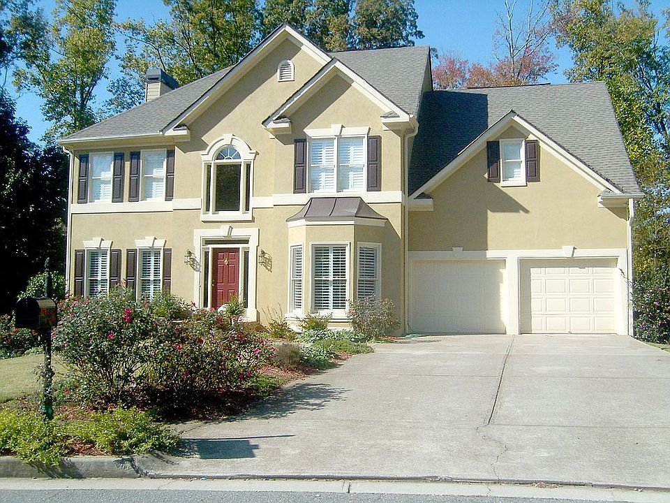 Large Cul-de-sac Lot 