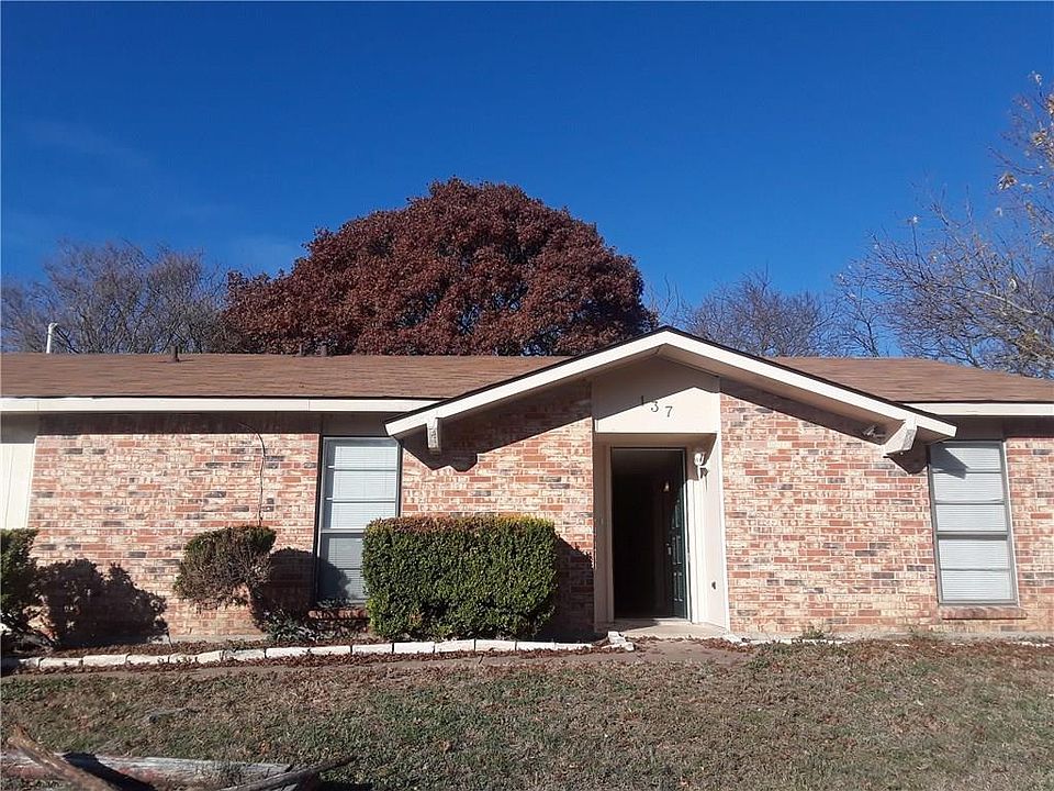 1st image of 137 Sheffield Dr