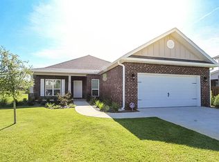 179 Windchime Way, Freeport, FL 32439