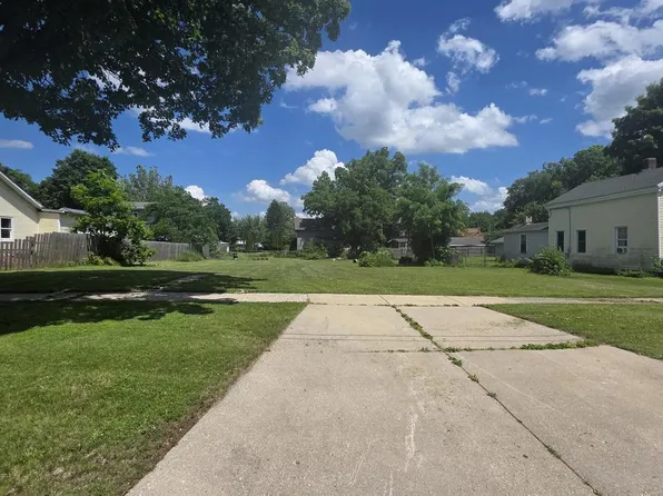 407 South MAIN STREET, Delavan, WI 53115