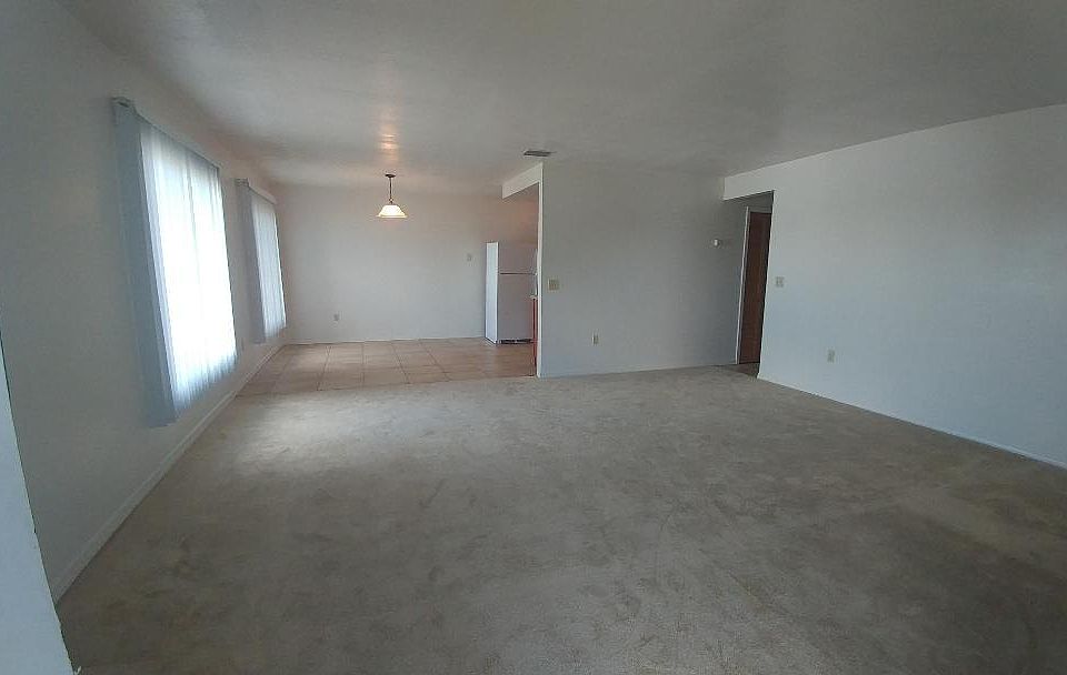 1st image of 2505 Timberlane S