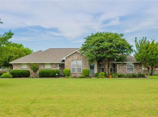 517 Becky Ln, Waxahachie, TX 75165