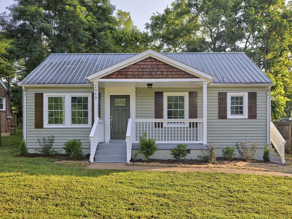 1st image of 1063 Horseshoe Dr