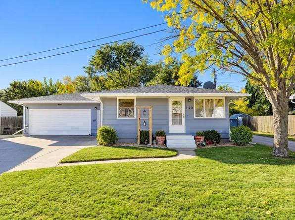 140 17th St SW, Huron, SD 57350