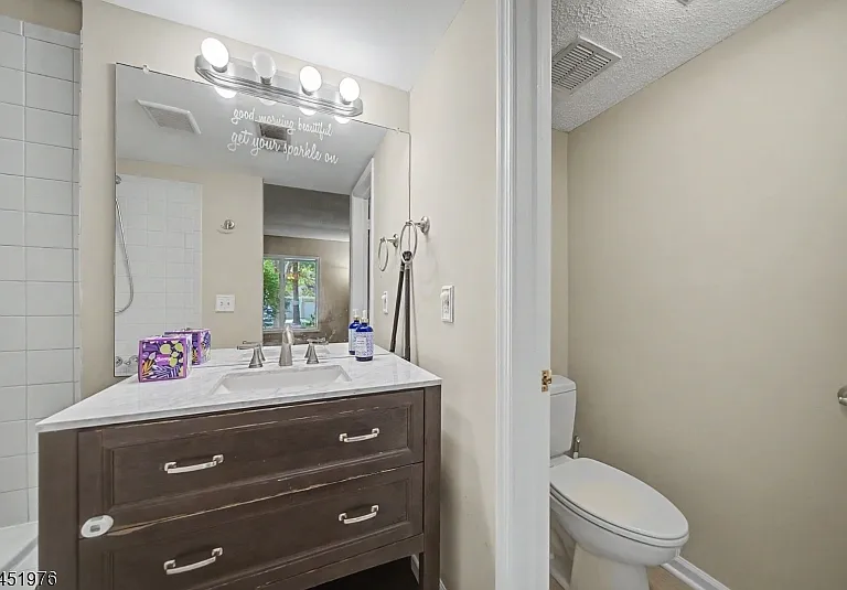 24 Pine Hollow Ct — Photo 22