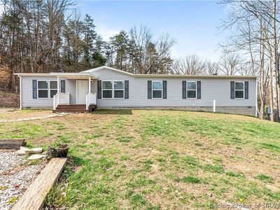 10109 S Maplewood Court, Pekin, IN, 47165