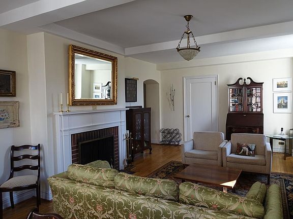 4th image of 353 W 56th St APT 7B