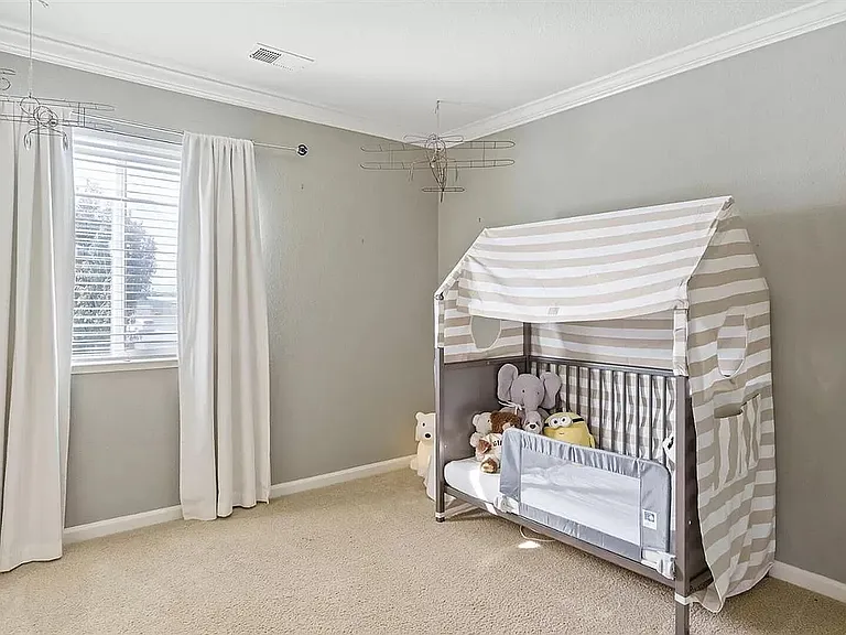 2293 Joseph Damon Dr — Photo 34