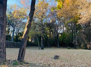 141 Ty Ln, Azle, TX 76020