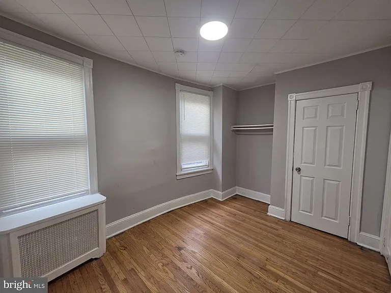 633 E Allegheny Ave — Photo 29