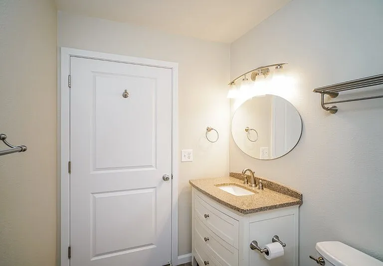 4314 SW View Point Ter #8 — Photo 29