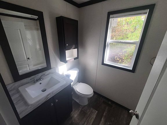 4th image of 516 Courtland Ln #414