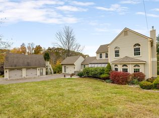 297 Skinner Ln, Hebron, CT 06248