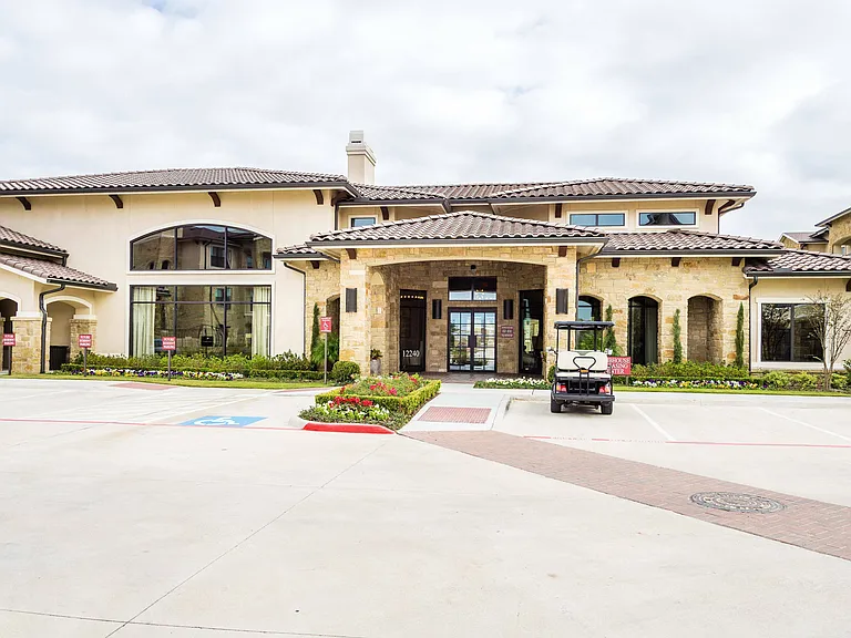 Welcome to the Allora Bella Terra Clubhouse