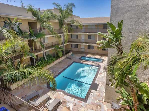 11044 Acama St Unit 302, North Hollywood, CA 91602