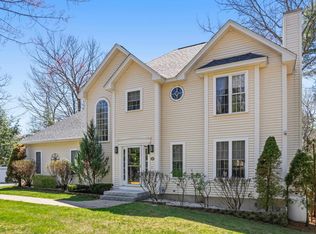 8 Flag Court, Auburn, NH 03032