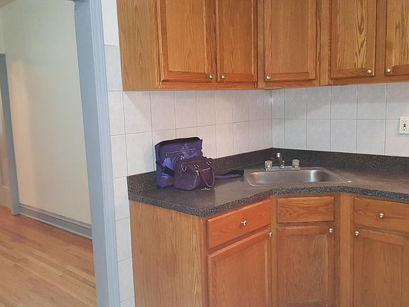 2nd image of 4304 W Shakespeare Ave APT 1