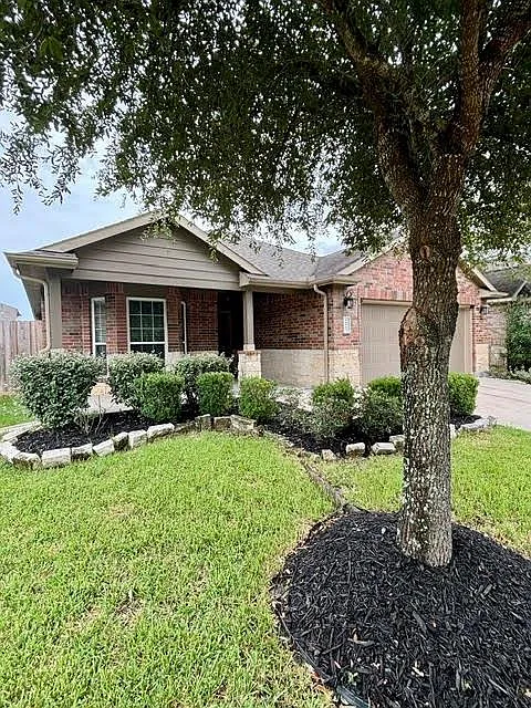 24127 Auburn Woods Ct