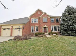 569 Belle Meade Farm Dr, Loveland, OH 45140