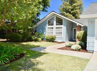 1032 E Decatur Ave, Fresno, CA 93720