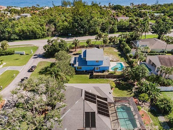 4th image of 2185 Seminole Shores Ln