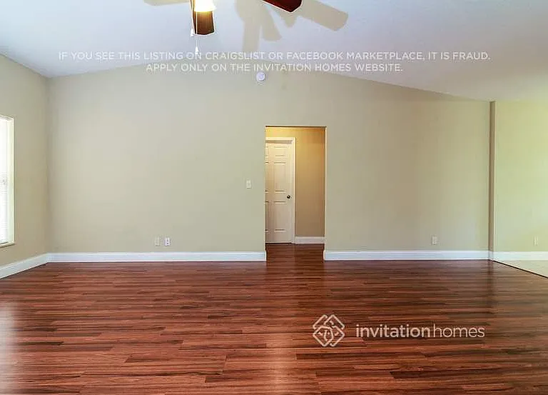 5646 Lincoln Cir E — Photo 4