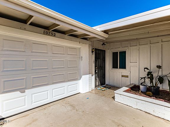 2nd image of 10752 W PEORIA Avenue