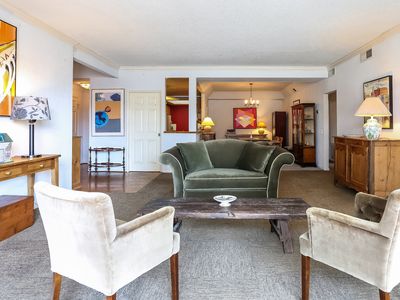 11910 Weddington St UNIT 204, Valley Village, CA, 91607