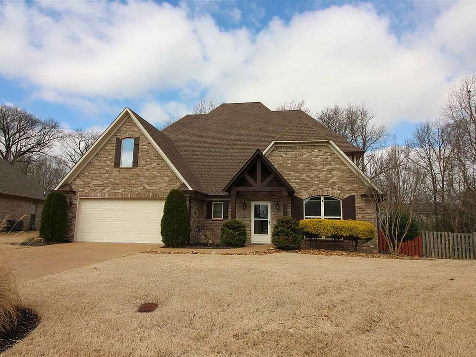 1st image of 264 Greenhill Dr