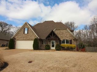 264 Greenhill Dr, Jackson, TN 38305