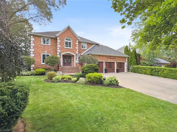 1617 Tipperary Ct, Mississauga, ON L5H 3Z5