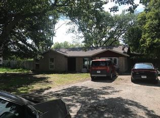 3912 Allen Rd, Pearland, TX 77584