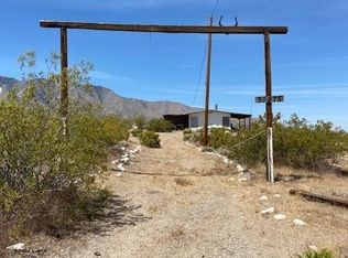 31875 Sapphire Rd, Lucerne Valley, CA 92356